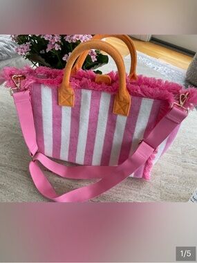 🩷Pink & White Striped Fringe Tote with Orange Handles and 
Crossbody Strap🩷